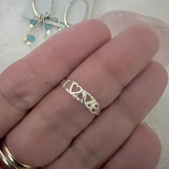 Sale 2 for 1 Sterling Dangle Earrings n LOVE Ring - Picture 7 of 7
